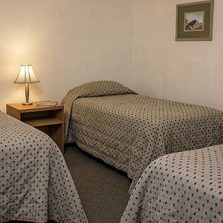 Jnr Hotel Cedarville ภายนอก รูปภาพ